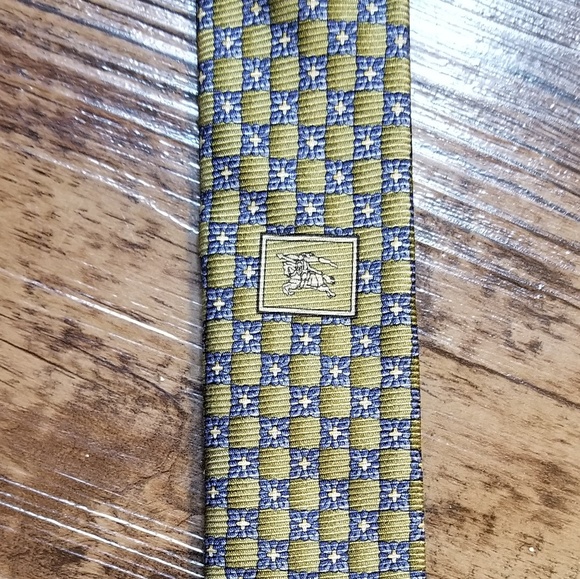Burberry London Logo Hand Stitched Tie - Picture 6 of 6